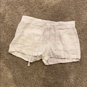 Lou & Grey White Tie Shorts Size S